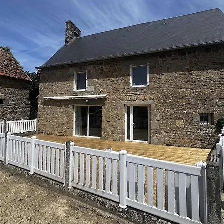 La Maison Des Artistes *